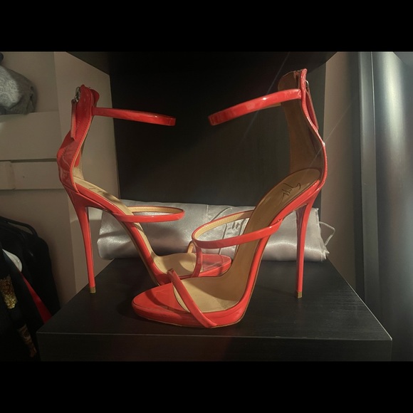 Giuseppe Zanotti | Shoes | Giuseppe Zanotti Harmony Coral  Giuseppe Zanotti Harmony Coral Patent Sandals